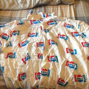 Mens M Pepsi shirt
